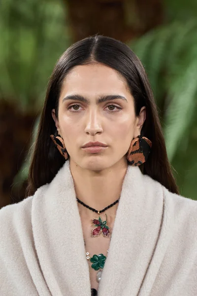 Look 86